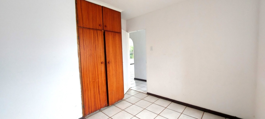 1 Bedroom Property for Sale in Kaffrarian Heights Eastern Cape